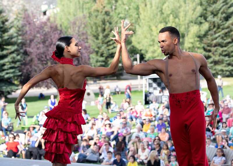 Man and Woman dancing in the Park: Ballet Hispanico