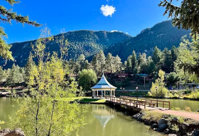 Green-Mountain-Falls-gazebo-ridge